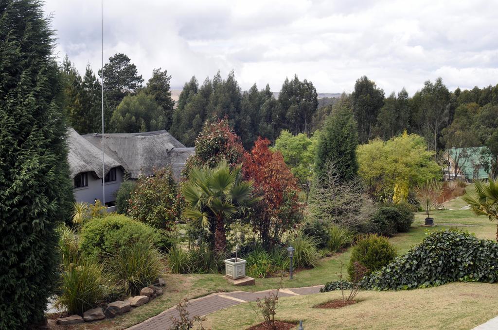 The Highlander Hotel Dullstroom Eksteriør bilde