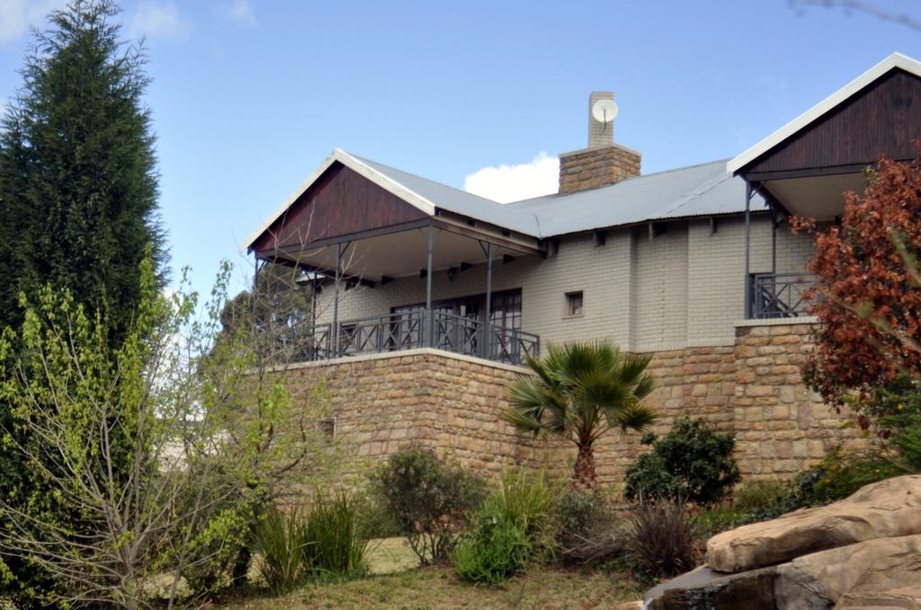 The Highlander Hotel Dullstroom Eksteriør bilde